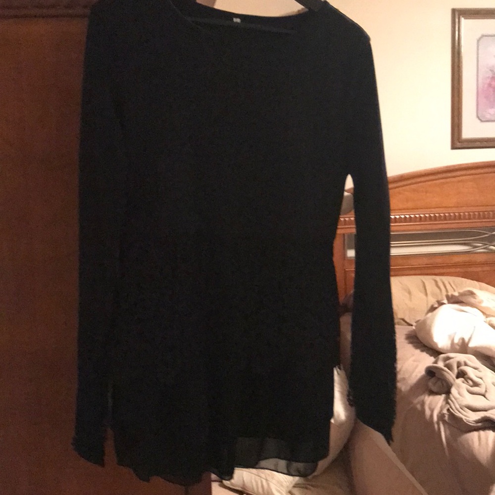 Beautiful long sleeved dressy top